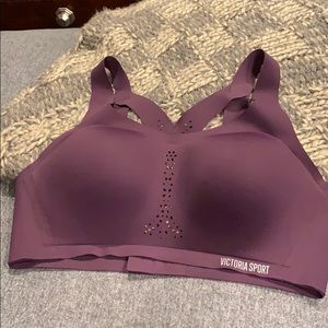 Victoria’s Secret Angel Max Sports Bra 38C